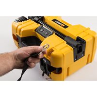 Pelican™ 9480 Remote Area Lighting System